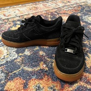Nike Black Suede Air Force One Black/Gum size 6